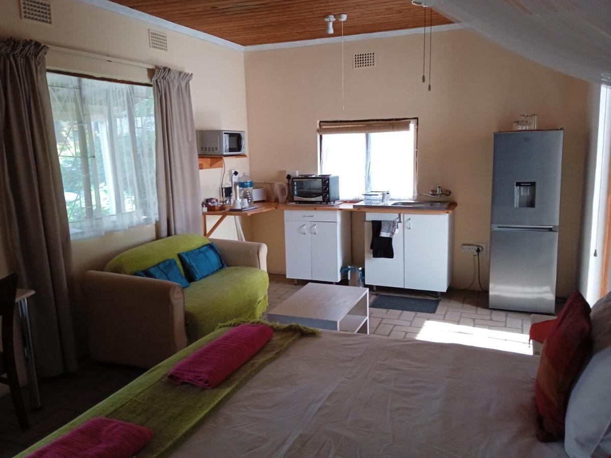 Geckos B&B And Self-Catering Coffee Bay Extérieur photo
